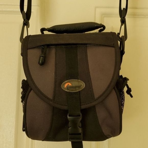 Lowepro Padded Camera Bag Tote Shoulder Satchel Black Gray - Picture 1 of 12